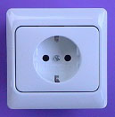 Schuko--outlet
