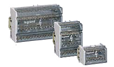 Modular distribution blocks 40-100-125A rail or screw mounting